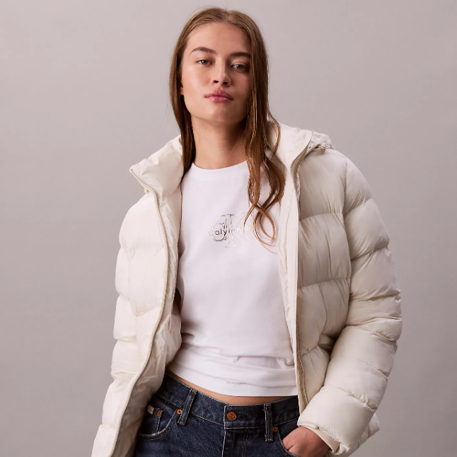 Calvin Klein：周末特惠 解锁极简轻奢感 修身羽绒服$79 简约T恤$15