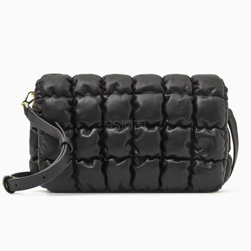 首降！COS 云朵斜挎包