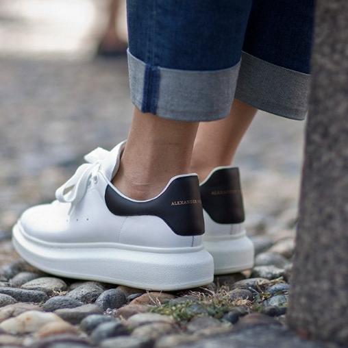 Nordstrom：Alexander McQueen 麦昆小白鞋专场热卖 粉尾厚底小白鞋$354