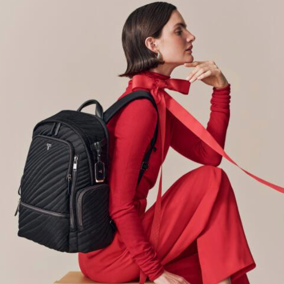 TUMI：年中特卖，低至7折