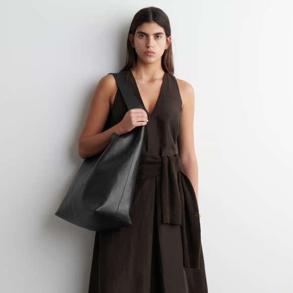 史低！COS SERIF 真皮托特包