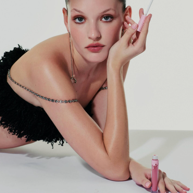 Kylie Cosmetics：美妆热卖！全场7.5折优惠 入手腮红、唇蜜、眼影等