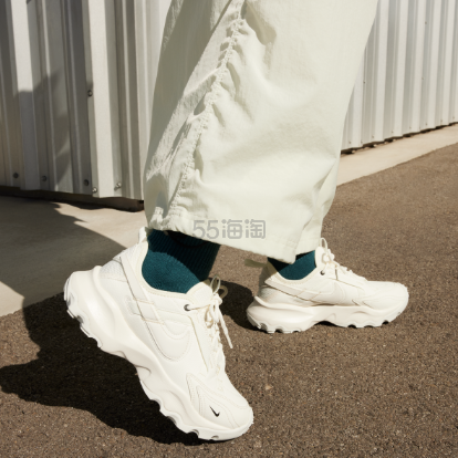 凑单价!Nike TC 7900 女子运动鞋