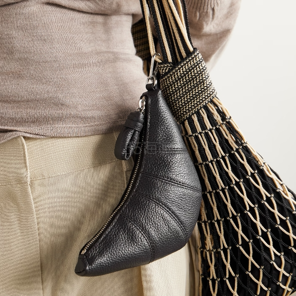 LEMAIRE Croissant 黑色零钱牛角包