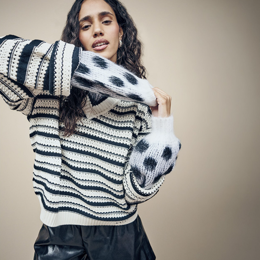 THE OUTNET 港站：潮流服饰鞋靴折扣区特惠 TOTEME 条纹衬衫HK$850