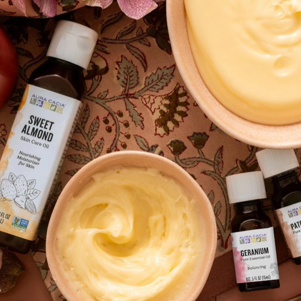 Vitacost：美妆护肤区 Aura Cacia 享8折