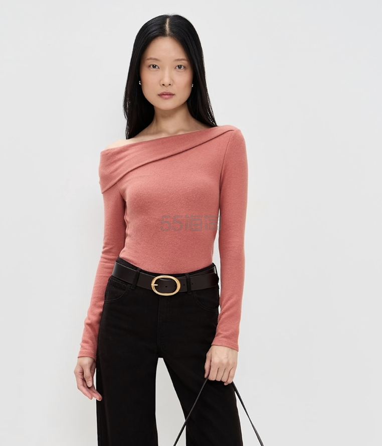 Reformation Elio 斜肩针织上衣