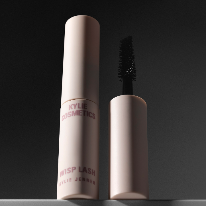 Kylie Cosmetics：睫毛膏日大促！网站热卖 精选套装9折