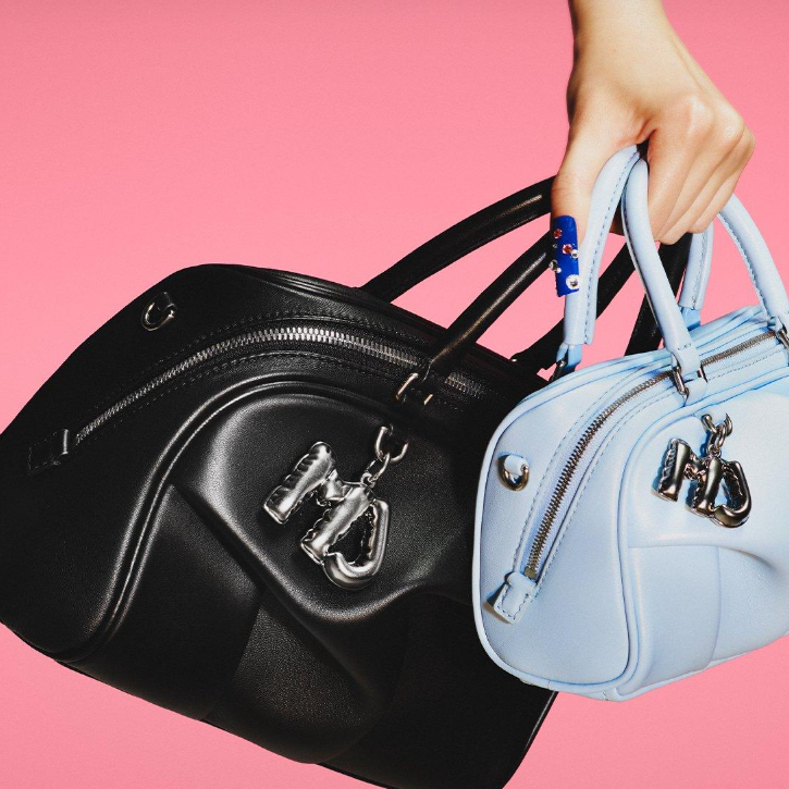 Marc Jacobs：新季节背新包 选购托特包、单肩包、卡包等