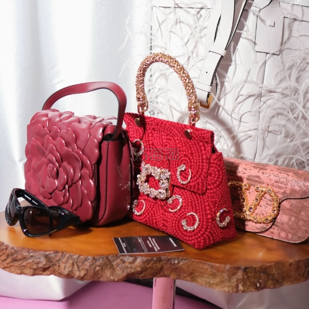 Yoox.com：大牌时尚好价入手 关注马吉拉、麦昆、巴黎世家等