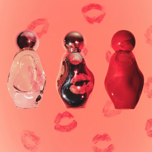 Kylie Cosmetics：新款香水热卖