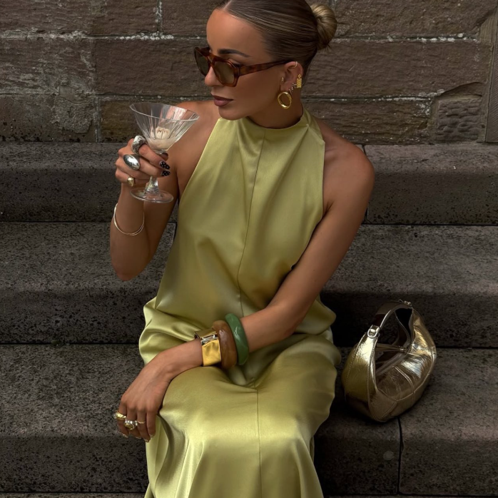 PrettyLittleThing US：美衣清仓2.5折起！入性感连衣裙、休闲服饰等