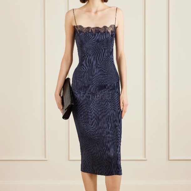 FFORME Lumi 蕾丝吊带连衣裙