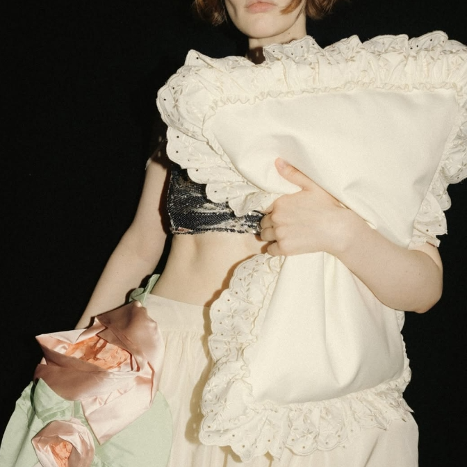 La Garconne：4月时尚美衣热促 SUZUSAN牛仔衬衫$344