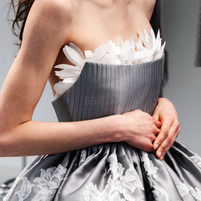 Base Blu：季中大促 精选时尚热卖 关注 BC、BURBERRY、麦昆等