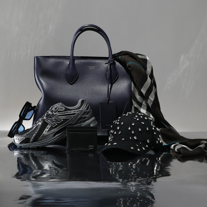 Harvey Nichols US：时尚热卖！入手 Salomon、西太后、Acne 等