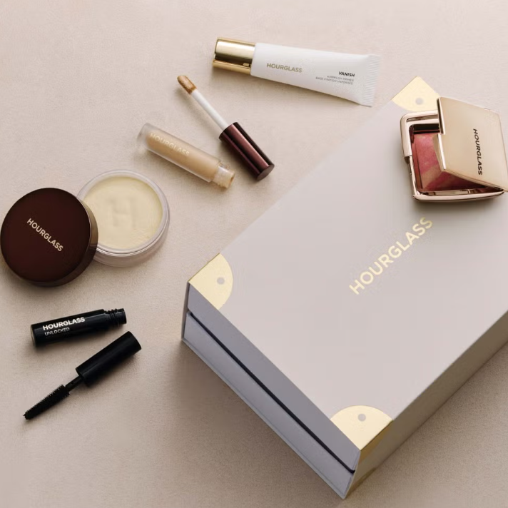 Cult Beauty：Hourglass 联名款礼盒上新！价值£95 含腮红、遮瑕等