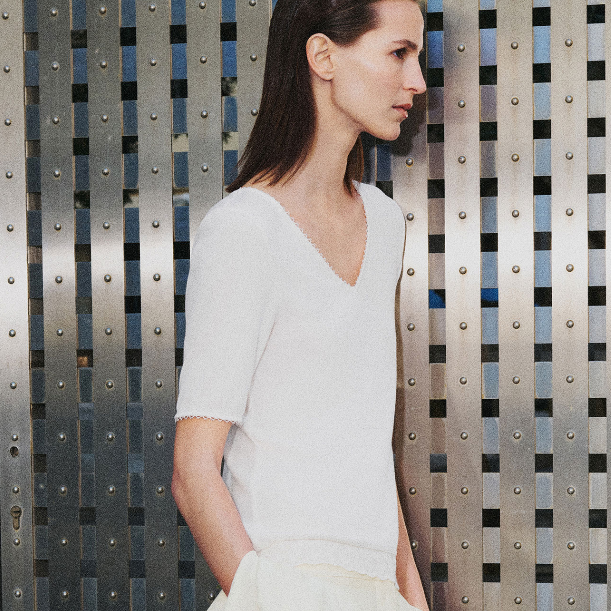 COS：夏日都市系列上线！经典亚麻及轻盈面料服饰热卖中