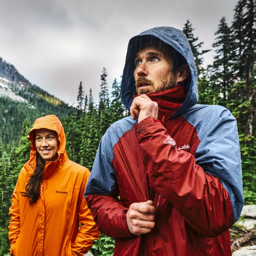 Columbia Sportswear：户外冲锋衣、鞋子等多买多省