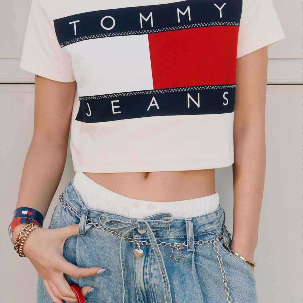 TOMMY HILFIGER：春夏美衣上新热卖 必入T恤、衬衫、Polo衫等