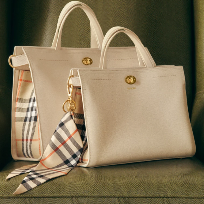 Neiman Marcus：Burberry 私促 童款T恤$144 童款格子棒球帽$162