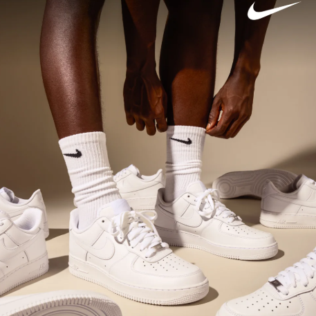 Nike US：纪念日大促！Dunk Low 女鞋$67 女款连帽夹克$51