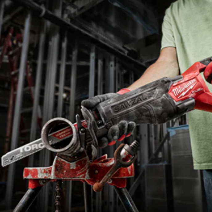 Milwaukee M18 Sawzall 往复锯套装