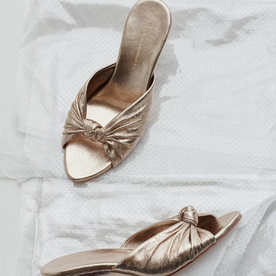 Bergdorf Goodman：折扣区热卖！Burberry、Max Mara、Valentino Garavani
