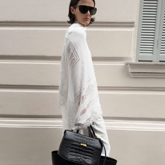 Bergdorf Goodman：8月礼卡盛宴 关注 Tom Ford、Toteme、Miu Miu、Zimmermann