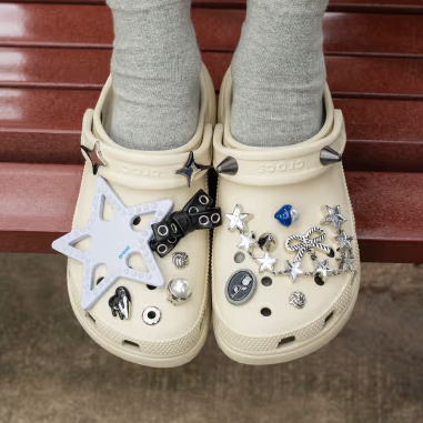 Crocs AU：夏日洞洞鞋大促！鲸鱼、泡芙、云朵等多款降价