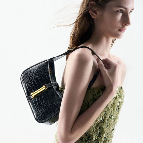 Charles & Keith US：折扣区热卖 入蝴蝶结手拿包