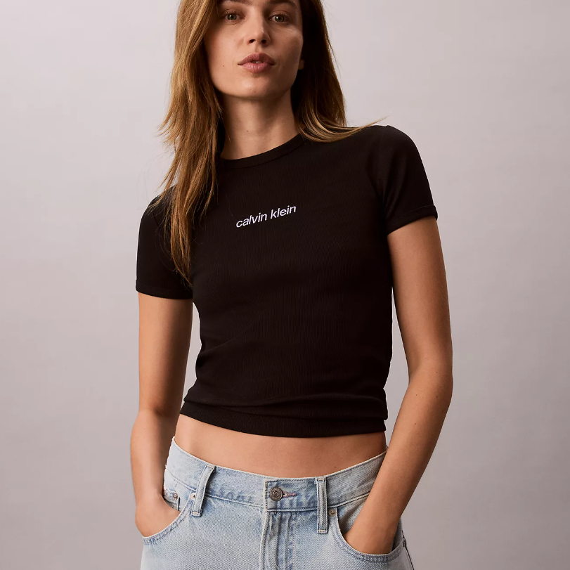 满$150享额外7折！Calvin Klein 经典字母徽标T恤