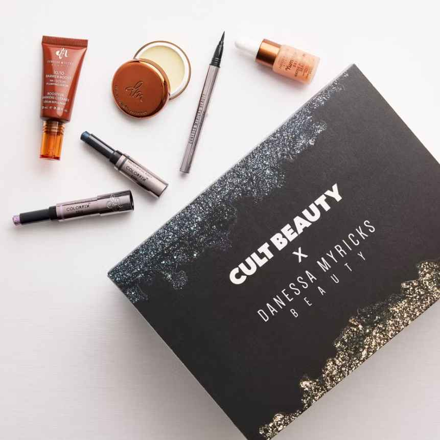 Cult Beauty × Danessa Myricks Beauty 联名 9 号固色彩妆棒礼盒