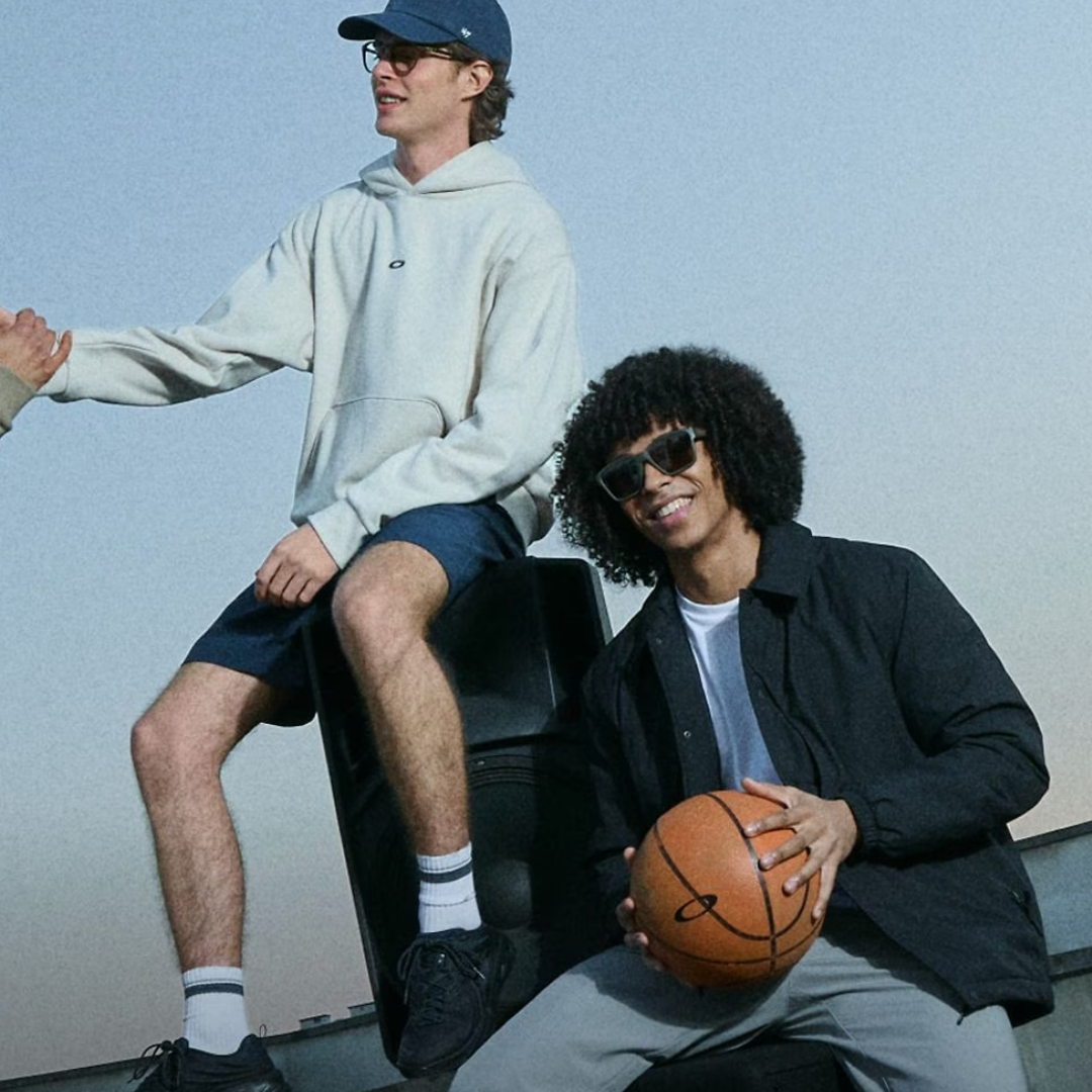 OAKLEY：运动休闲新装上线