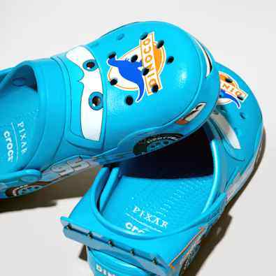 Crocs AU：迪士尼汽车总动员联名系列