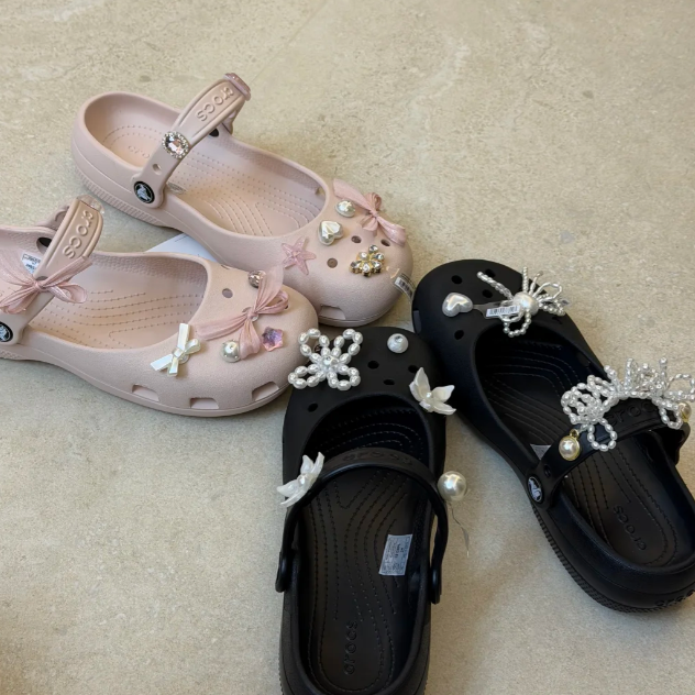 Crocs SG：芭蕾系列超火 白鹿同款黑色S$94
