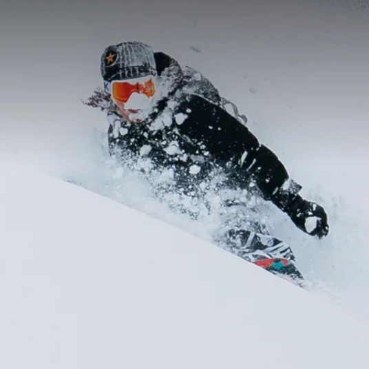 Burton：奥莱特惠 Reserve 2L 滑雪服及AK系列