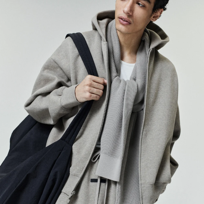 SSENSE：Fear Of God Essentials 男装折扣区专场！T恤$31、连帽衫$115