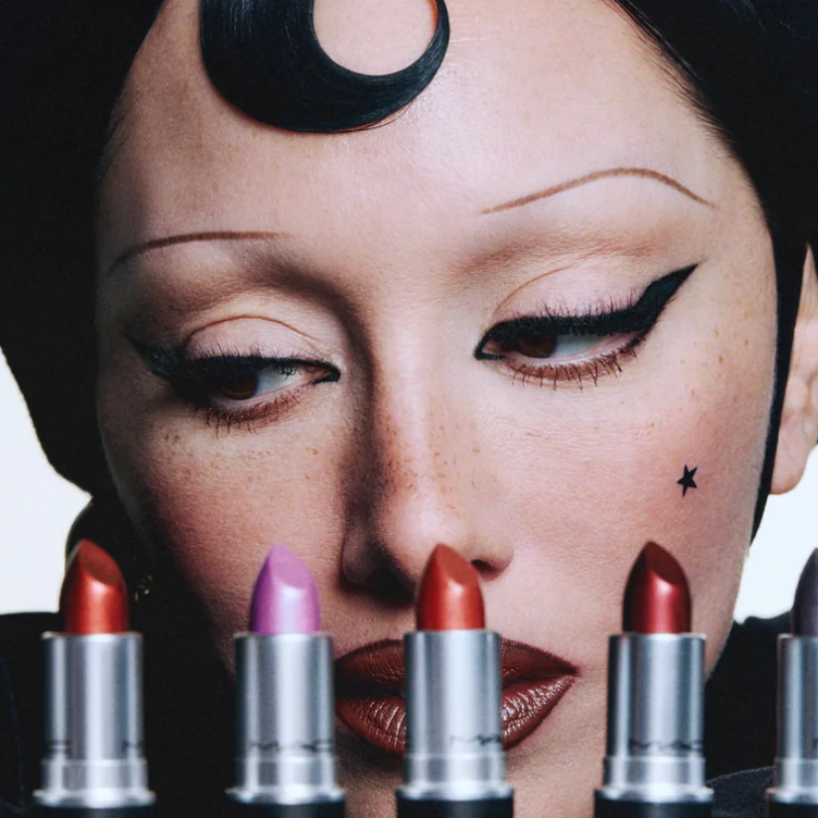 MAC Cosmetics：Frost 珠光口红经典回归